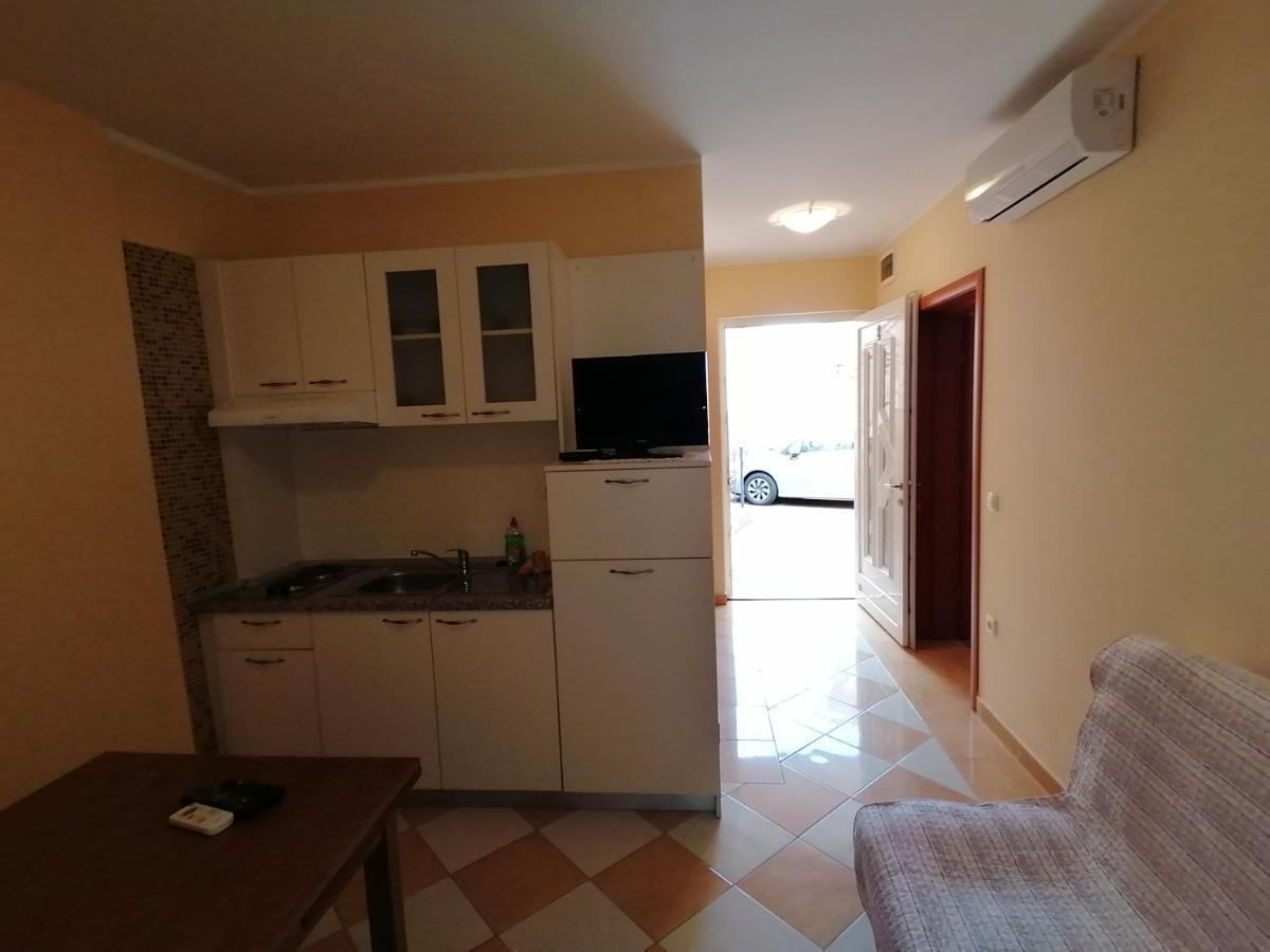 Apartmani Golomeic Crikvenica Exteriör bild