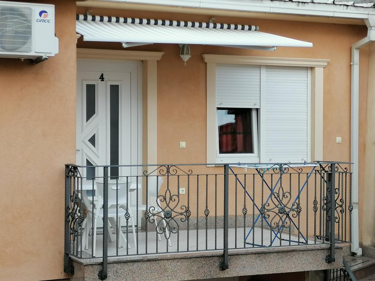 Apartmani Golomeic Crikvenica Exteriör bild