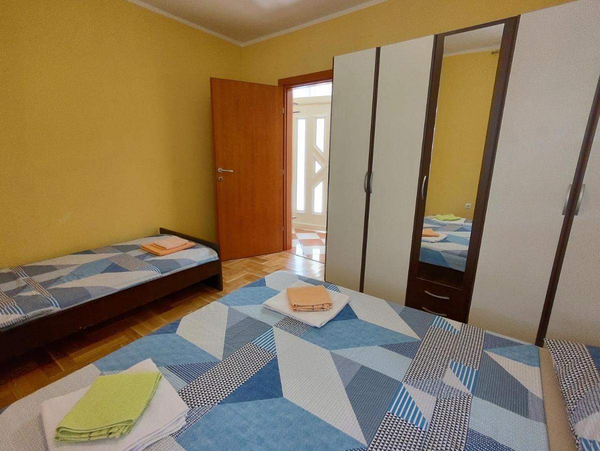 Apartmani Golomeic Crikvenica Exteriör bild